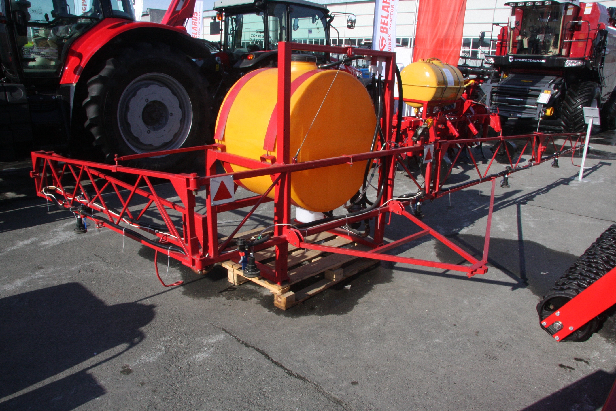 Опрыскиватель ОНМ-600